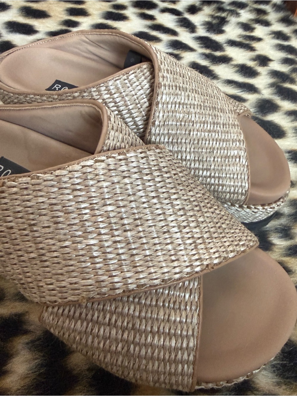 ROAM Cross Stack Raffia Platform Sandals Natural - Picture 2 of 5